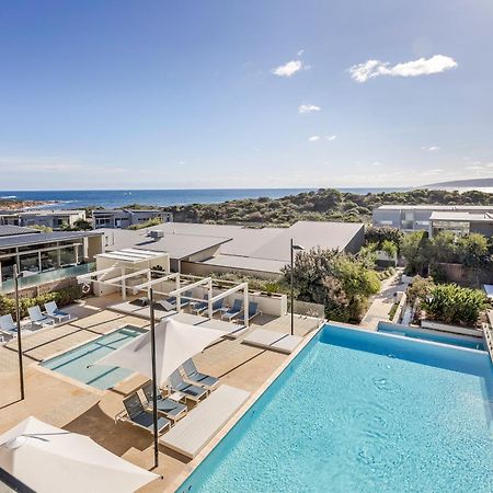 יאלינגופ Smiths Beach Resort מראה חיצוני תמונה The pool at the Bayview Hotel