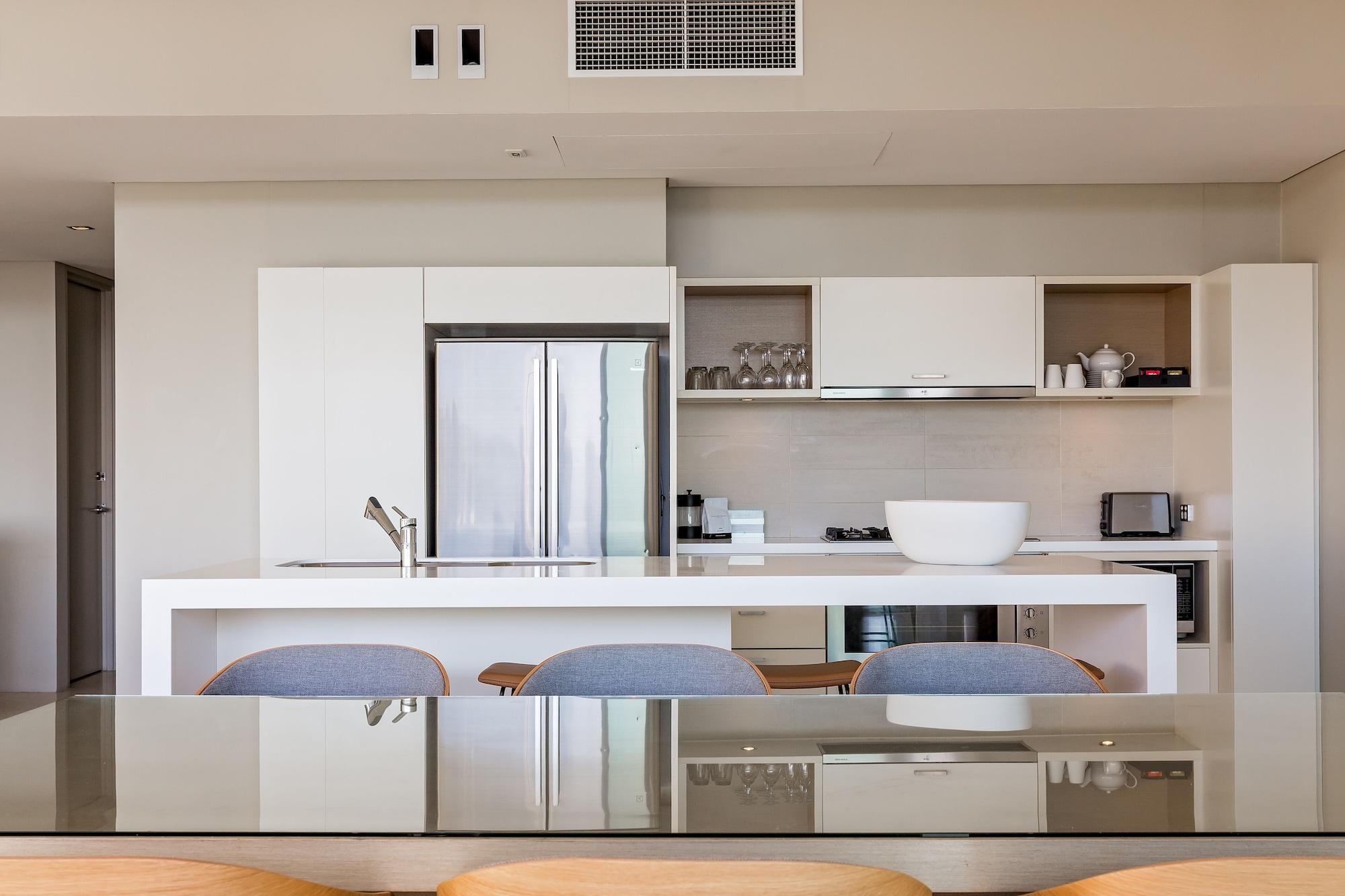 יאלינגופ Smiths Beach Resort מראה חיצוני תמונה A kitchen in a typical apartment