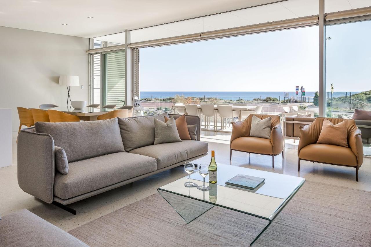 יאלינגופ Smiths Beach Resort מראה חיצוני תמונה Interior of a penthouse apartment