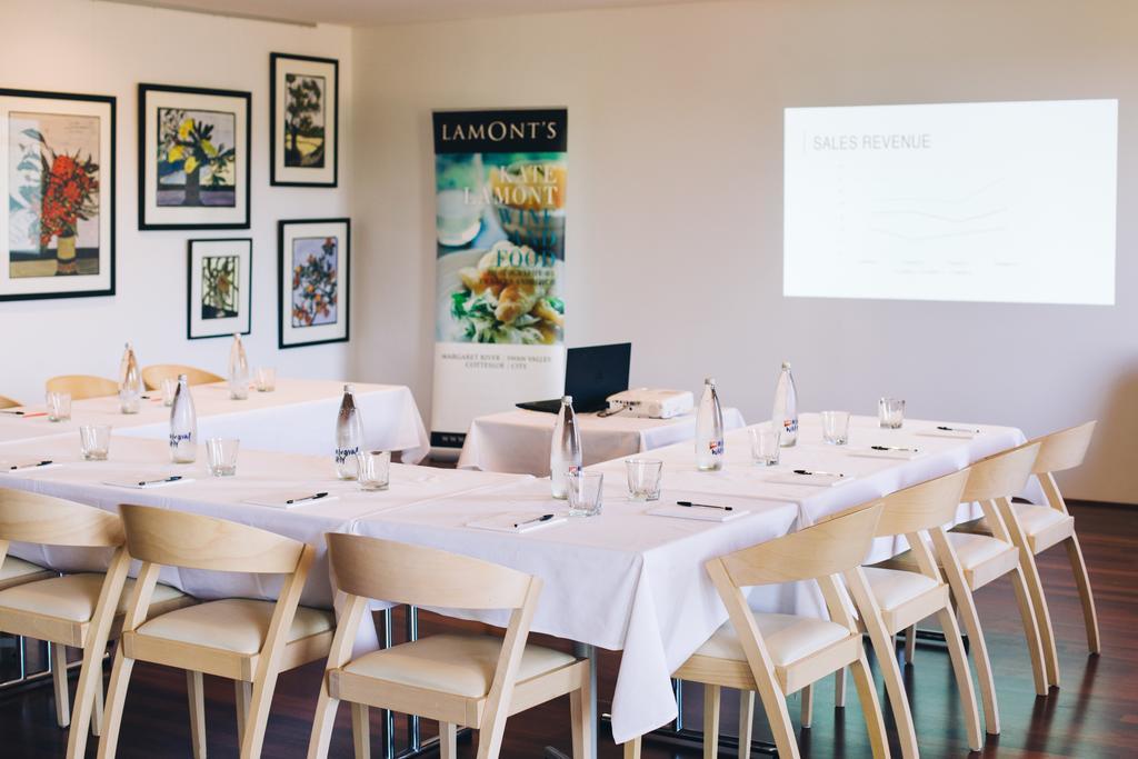 יאלינגופ Smiths Beach Resort מראה חיצוני תמונה The Lamonts' tasting room