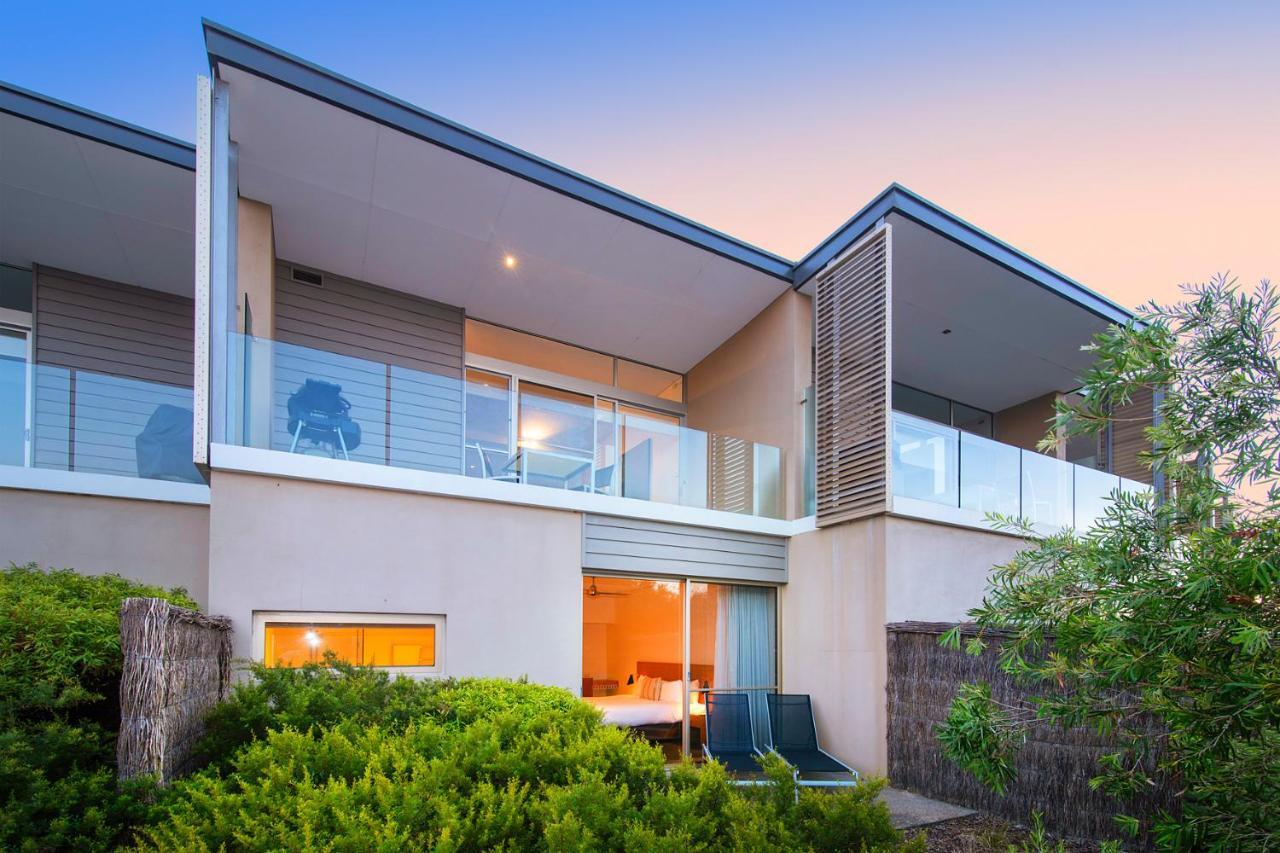 יאלינגופ Smiths Beach Resort מראה חיצוני תמונה The Standard Suite