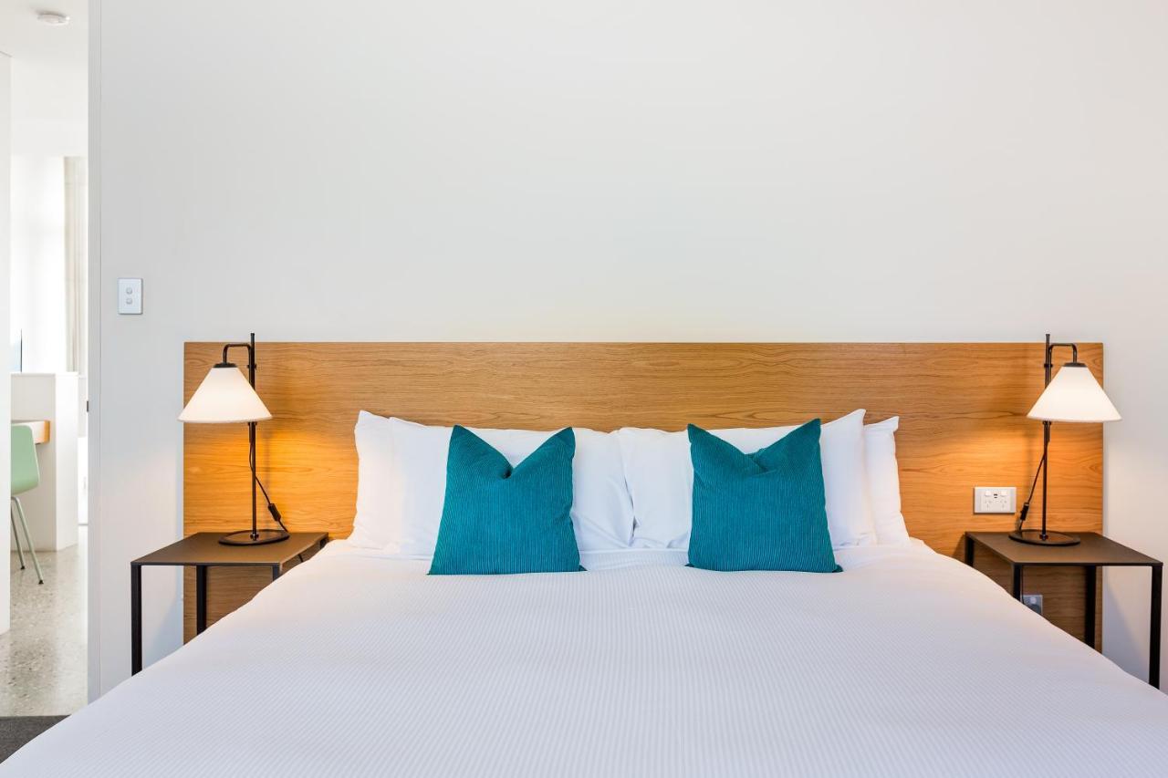 יאלינגופ Smiths Beach Resort מראה חיצוני תמונה A bedroom at the hotel
